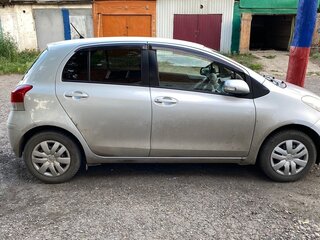 2008 Toyota Vitz II (XP90), серый, 650000 рублей, вид 3