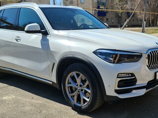 2018 BMW X5 40i IV (G05/G18), белый, 6400000 рублей, вид 1