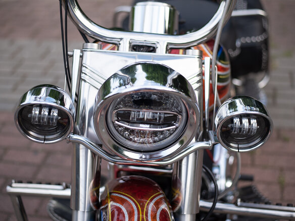 2004 Harley-Davidson Softail Custom, красный, 1188668 рублей - вид 8