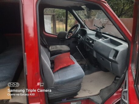 1992 Ford Transit, красный, 365000 рублей, вид 4