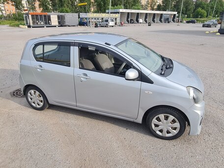 2015 Daihatsu Mira VII, серебристый, 490000 рублей, вид 2