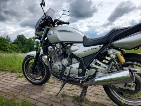 2001 Yamaha XJR1300, серебристый, 290000 рублей, вид 5