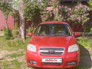 2011 Chevrolet Aveo I Рестайлинг, красный, 430000 рублей, вид 1