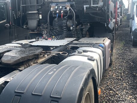 2018 Renault T-Series, чёрный, 6835000 рублей, вид 3