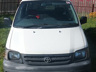2001 Toyota Town Ace III, белый, 350000 рублей, вид 3