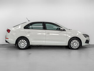 2021 Skoda Rapid II, белый, 1225000 рублей, вид 4