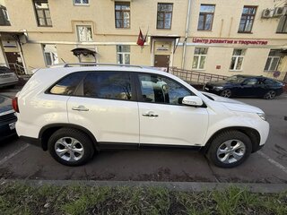 2018 Kia Sorento II Рестайлинг, белый, 1900000 рублей, вид 2