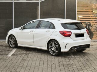 2016 Mercedes-Benz A-Класс 200 III (W176) Рестайлинг, белый, 1799000 рублей, вид 5