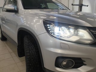 2011 Volkswagen Tiguan I Рестайлинг, серебристый, 880000 рублей, вид 5