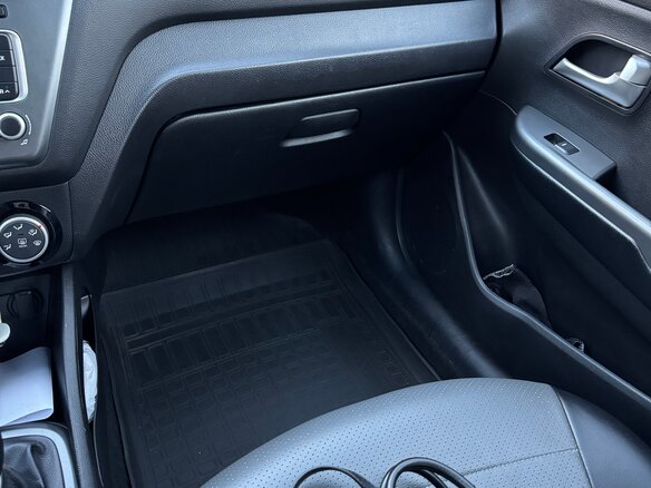 2016 Kia Rio III Рестайлинг, голубой, 925000 рублей - вид 10