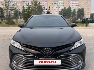2019 Toyota Camry VIII (XV70), чёрный, 2540000 рублей, вид 2