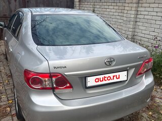 2010 Toyota Corolla X (E140, E150) Рестайлинг, серебристый, 1150000 рублей, вид 4