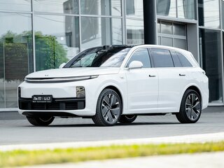 2025 Li Auto (Lixiang) L7 52.3 kWh I Рестайлинг, белый, 10590000 рублей, вид 1