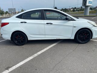 2014 Hyundai Solaris I, белый, 530000 рублей, вид 2