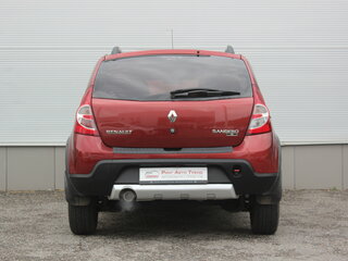 2014 Renault Sandero Stepway I, красный, 637000 рублей, вид 4