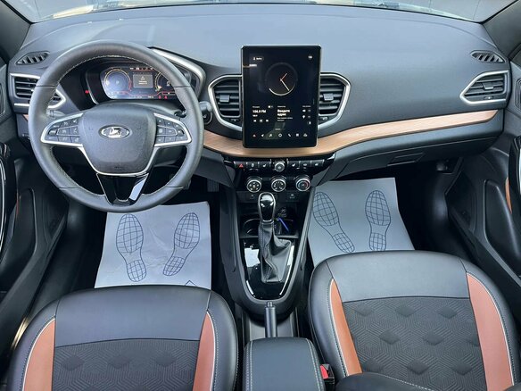 2024 Lada (ВАЗ) Vesta SW Cross I Рестайлинг (NG), серебристый, 1425000 рублей - вид 5