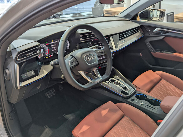 2025 Audi A3 Sportback 35 TFSI IV (8Y) Рестайлинг, серый, 4190000 рублей - вид 16