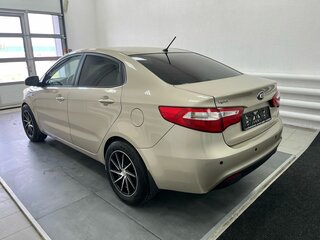 2014 Kia Rio III, бежевый, 885000 рублей, вид 5