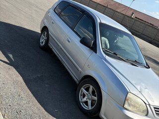 2006 Kia Carens I (RS) Рестайлинг, серебристый, 290000 рублей, вид 3
