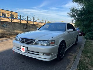 1999 Toyota Cresta V (X100) Рестайлинг, белый, 1100000 рублей, вид 3