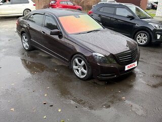 2011 Mercedes-Benz E-Класс 300 IV (W212, S212, C207), коричневый, 1800000 рублей, вид 1