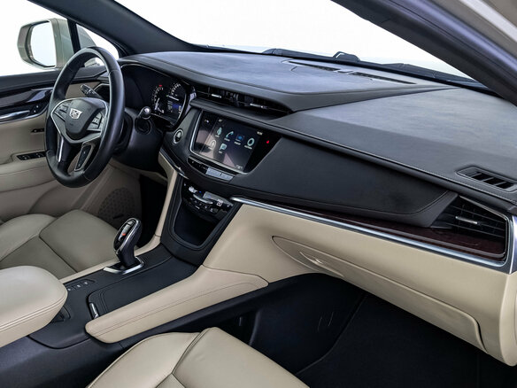 2016 Cadillac XT5 I, бежевый, 2399000 рублей - вид 12