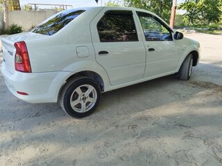 2014 Renault Logan I Рестайлинг, белый, 530000 рублей, вид 3
