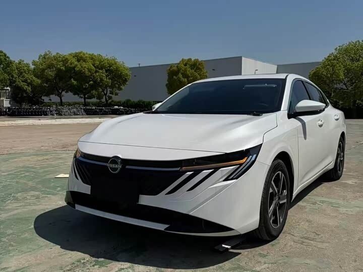 Открыть фотографии: Nissan Sylphy V (B19)