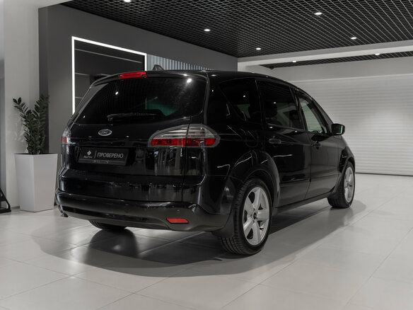 2008 Ford S-MAX I, чёрный - вид 4