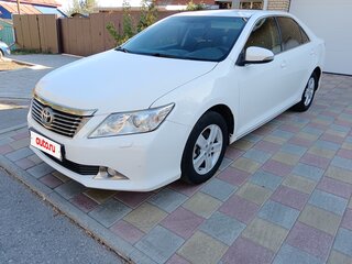 2014 Toyota Camry VII (XV50), белый, 1550000 рублей, вид 1