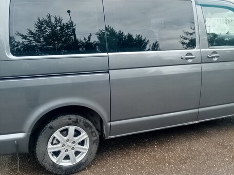 2010 Volkswagen Transporter, серый, 1500000 рублей, вид 5