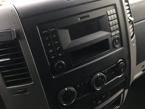 2015 Mercedes-Benz Sprinter, белый, 2500000 рублей - вид 12