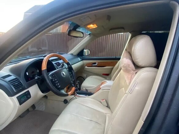 2008 SsangYong Rexton II, чёрный, 800000 рублей - вид 5