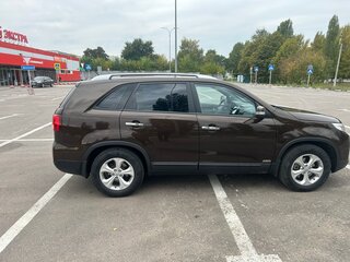 2012 Kia Sorento II Рестайлинг, коричневый, 1850000 рублей, вид 2