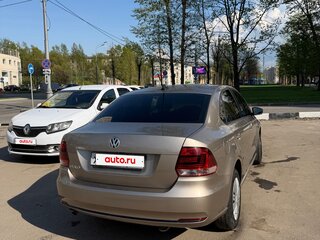 2018 Volkswagen Polo V Рестайлинг, золотистый, 1050000 рублей, вид 4