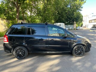 2008 Opel Zafira B Рестайлинг, чёрный, 600000 рублей, вид 4