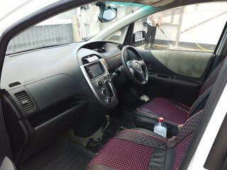 2006 Toyota Ractis I, белый, 550000 рублей, вид 5