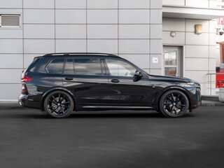 2026 BMW X7 40d I (G07) Рестайлинг, чёрный, 17590000 рублей, вид 4