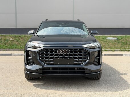 2026 Audi Q6 45 TFSI, чёрный, 7100000 рублей, вид 2