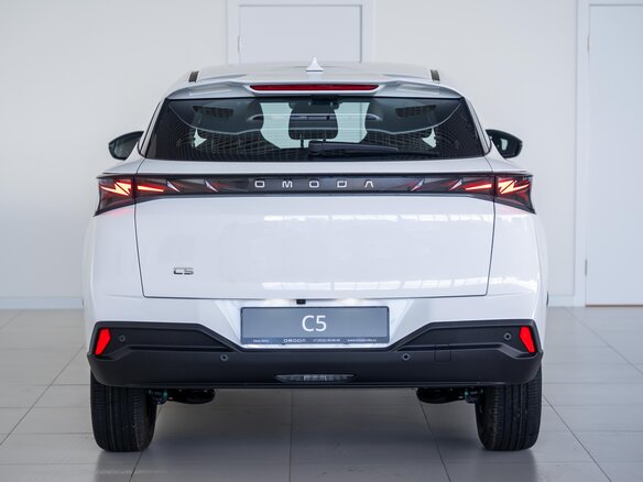 2026 Omoda C5 II, белый, 2929000 рублей - вид 2