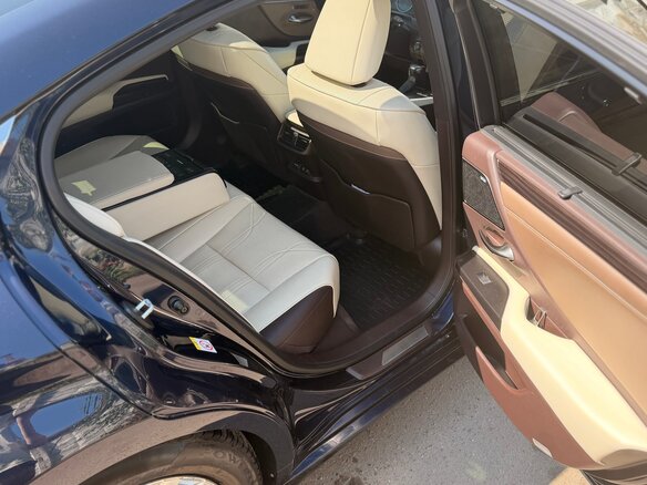 2019 Lexus ES 350 VII, синий, 3400000 рублей - вид 15