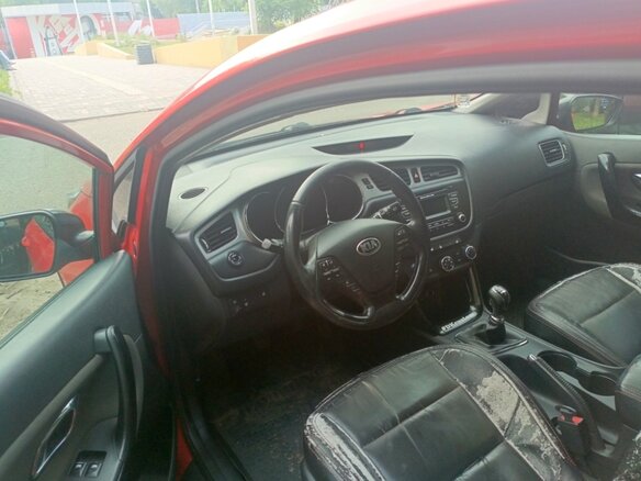 2015 Kia Ceed II, красный, 679999 рублей - вид 4