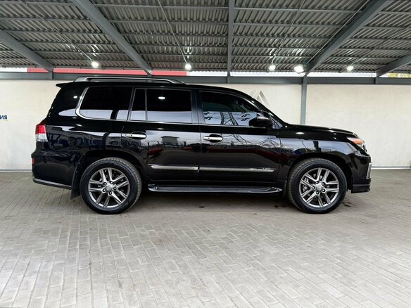 2013 Lexus LX 570 III Рестайлинг, чёрный - вид 5