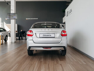 2026 Lada (ВАЗ) Granta Active Cross I Рестайлинг, серебристый, 1411000 рублей, вид 3