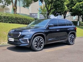 2023 Skoda Kodiaq I Рестайлинг, чёрный, 3260533 рублей, вид 1