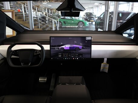 2025 Tesla Cybertruck All-wheel Drive, серебристый, 21500000 рублей, вид 5