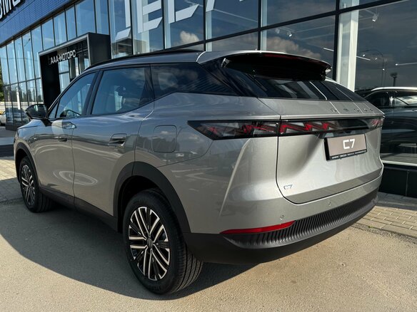 2026 Omoda C7, серебристый, 3299000 рублей - вид 4