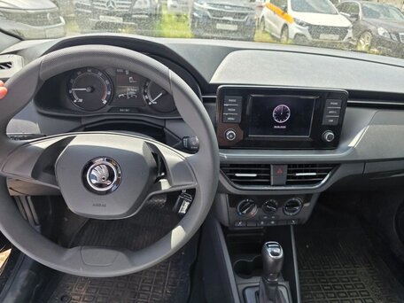 2021 Skoda Rapid II, чёрный, 1540000 рублей, вид 3