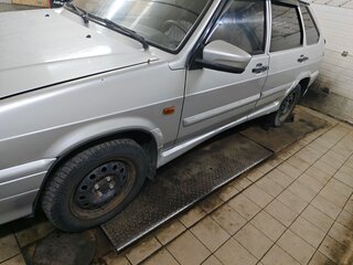 2009 Lada (ВАЗ) 2114, серебристый, 215000 рублей, вид 3