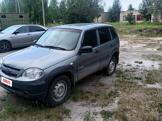2018 Chevrolet Niva I Рестайлинг, серый, 670000 рублей, вид 1